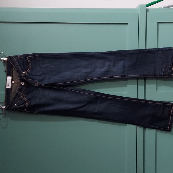 Jeans - Picture 1 of 2